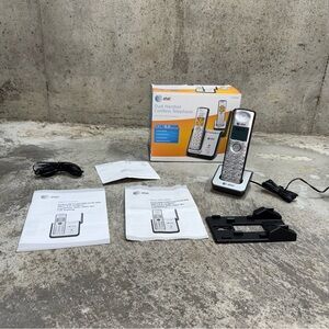 AT&T CL81209 DECT 6.0 Cordless Phone Single Handset Open Box
